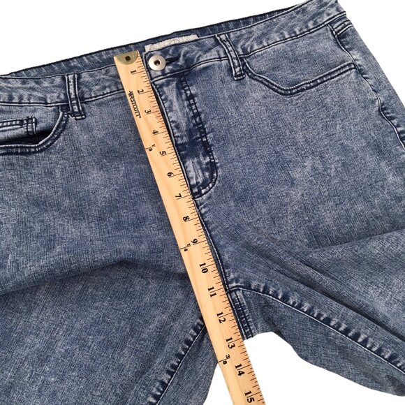 Cato Crop Jeans Women Size 16 Cotton Blend Classic Stretch Acid Wash High Rise - Picture 4 of 9